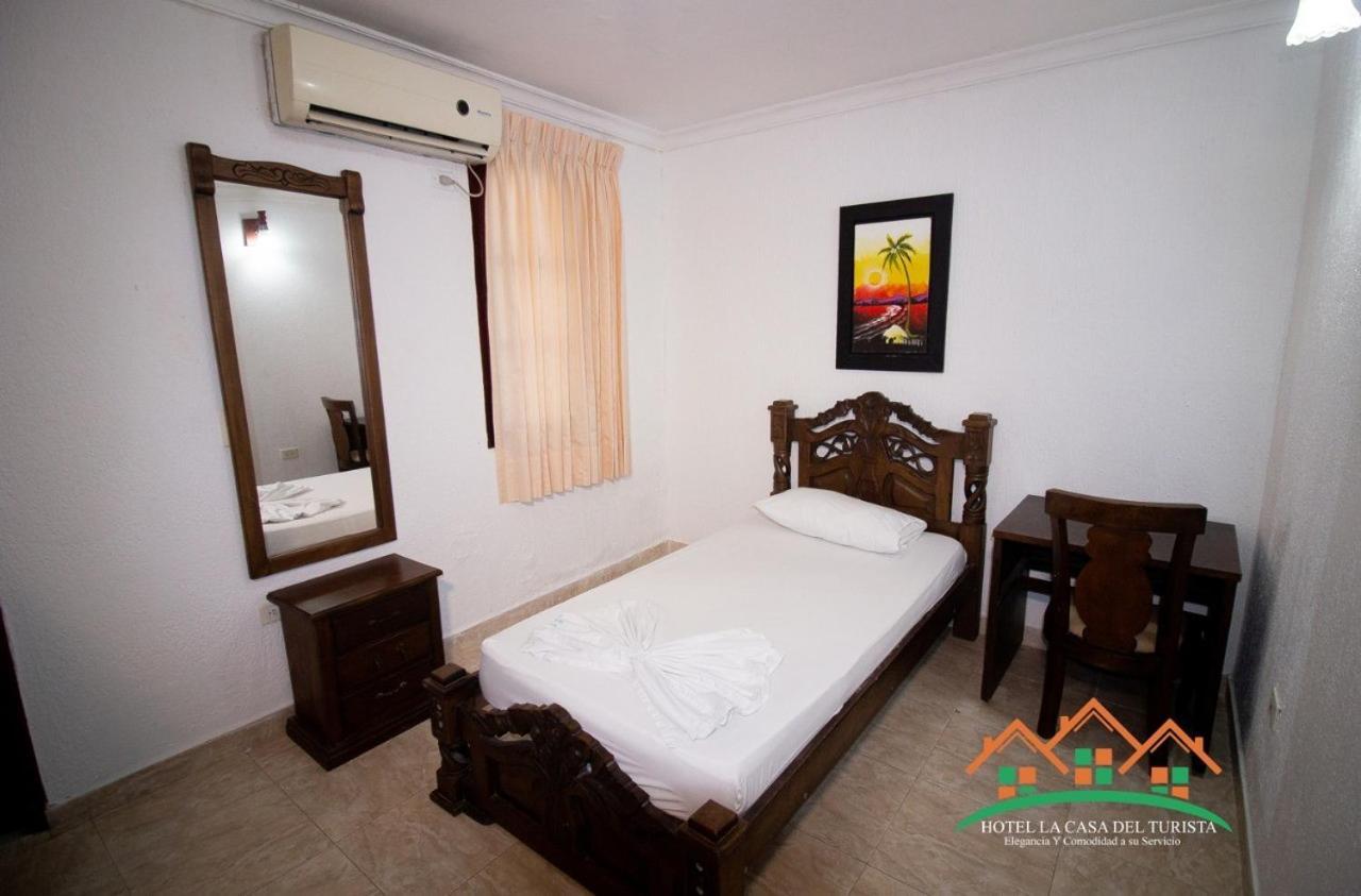 Hotel La Casa Del Turista Cartagena Bagian luar foto