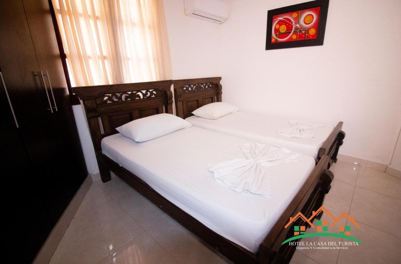 Hotel La Casa Del Turista Cartagena Bagian luar foto