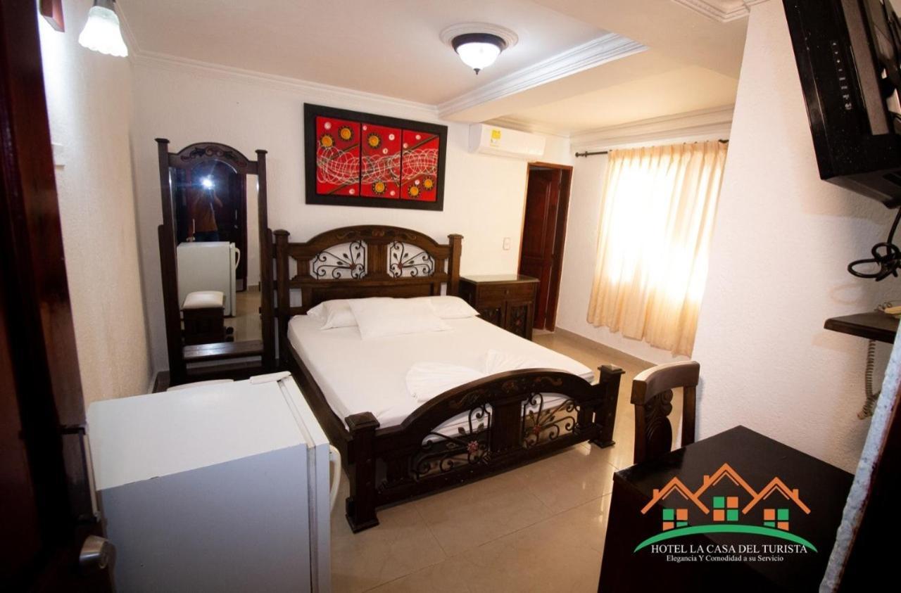 Hotel La Casa Del Turista Cartagena Bagian luar foto