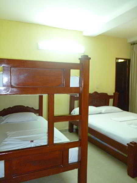 Hotel La Casa Del Turista Cartagena Bagian luar foto